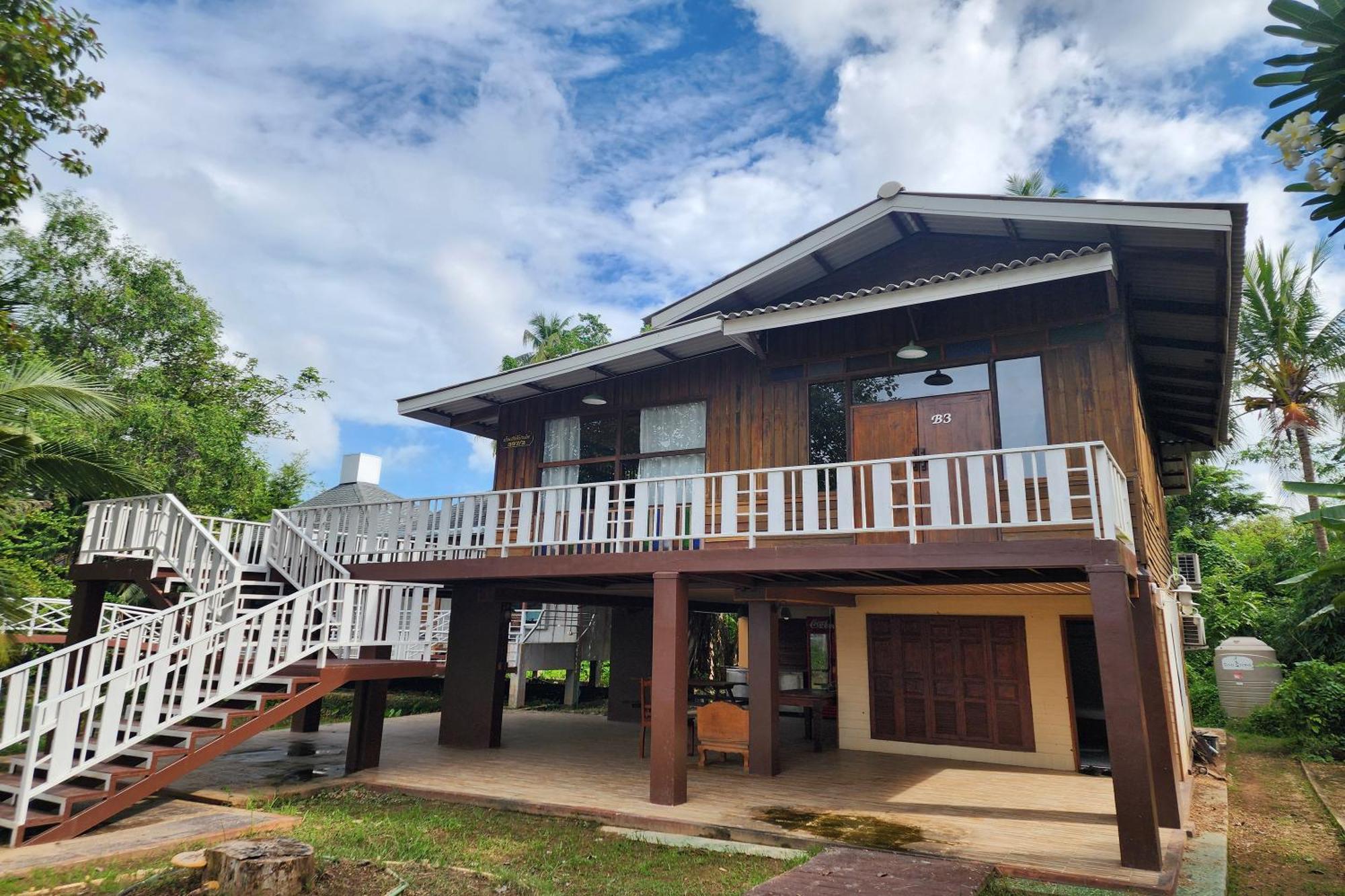 Karaboon Wellness Villa Phitsanulok Exterior photo