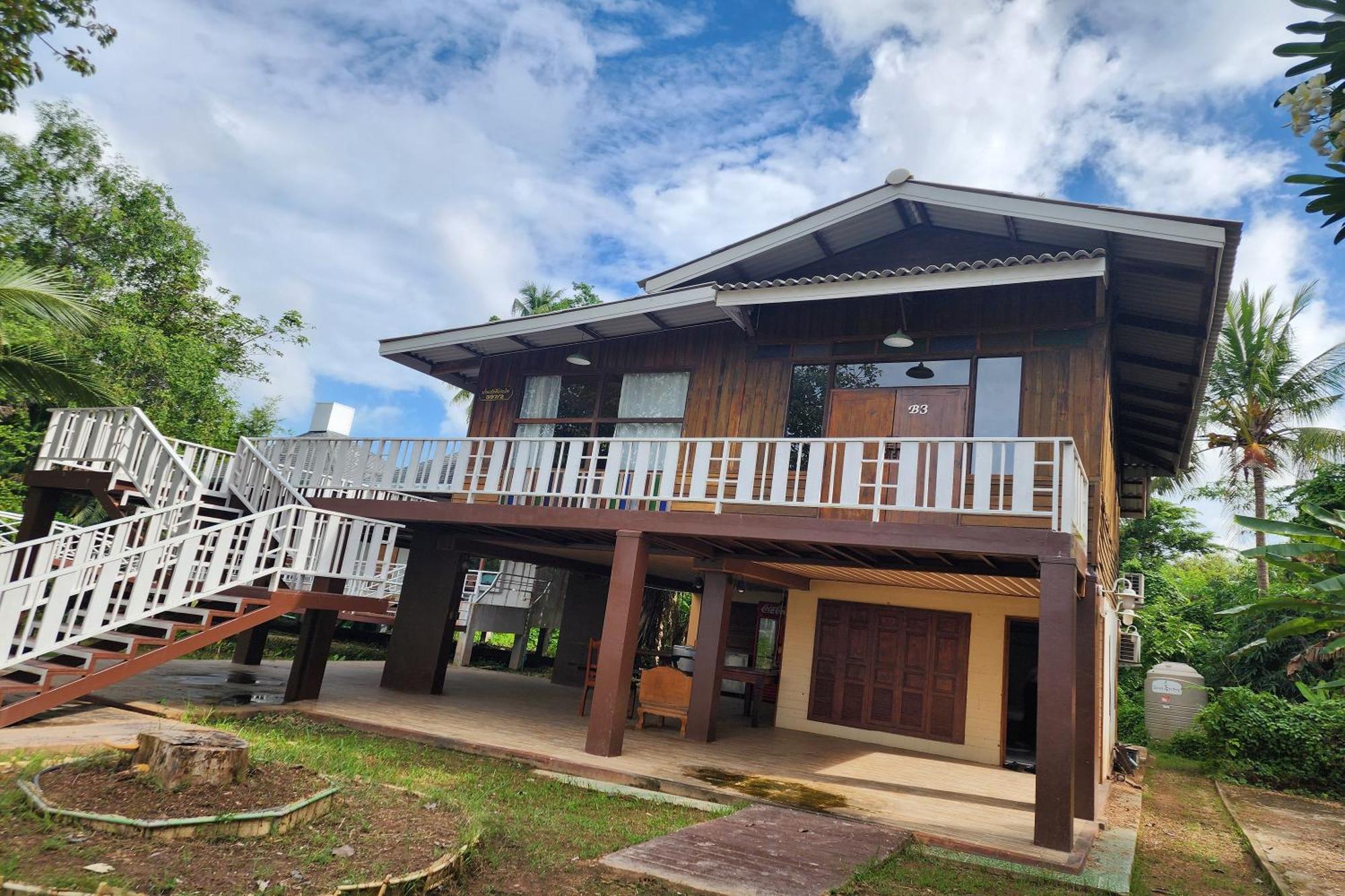 Karaboon Wellness Villa Phitsanulok Exterior photo